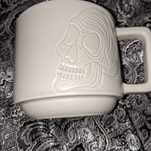 NWT Starbucks collectible Halloween skull mug